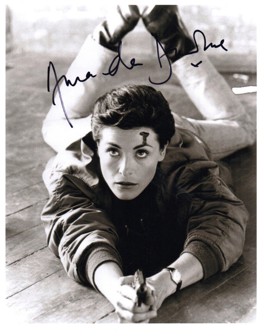 AMANDA DONOHOE SIGNED 10X8 PHOTO (1)