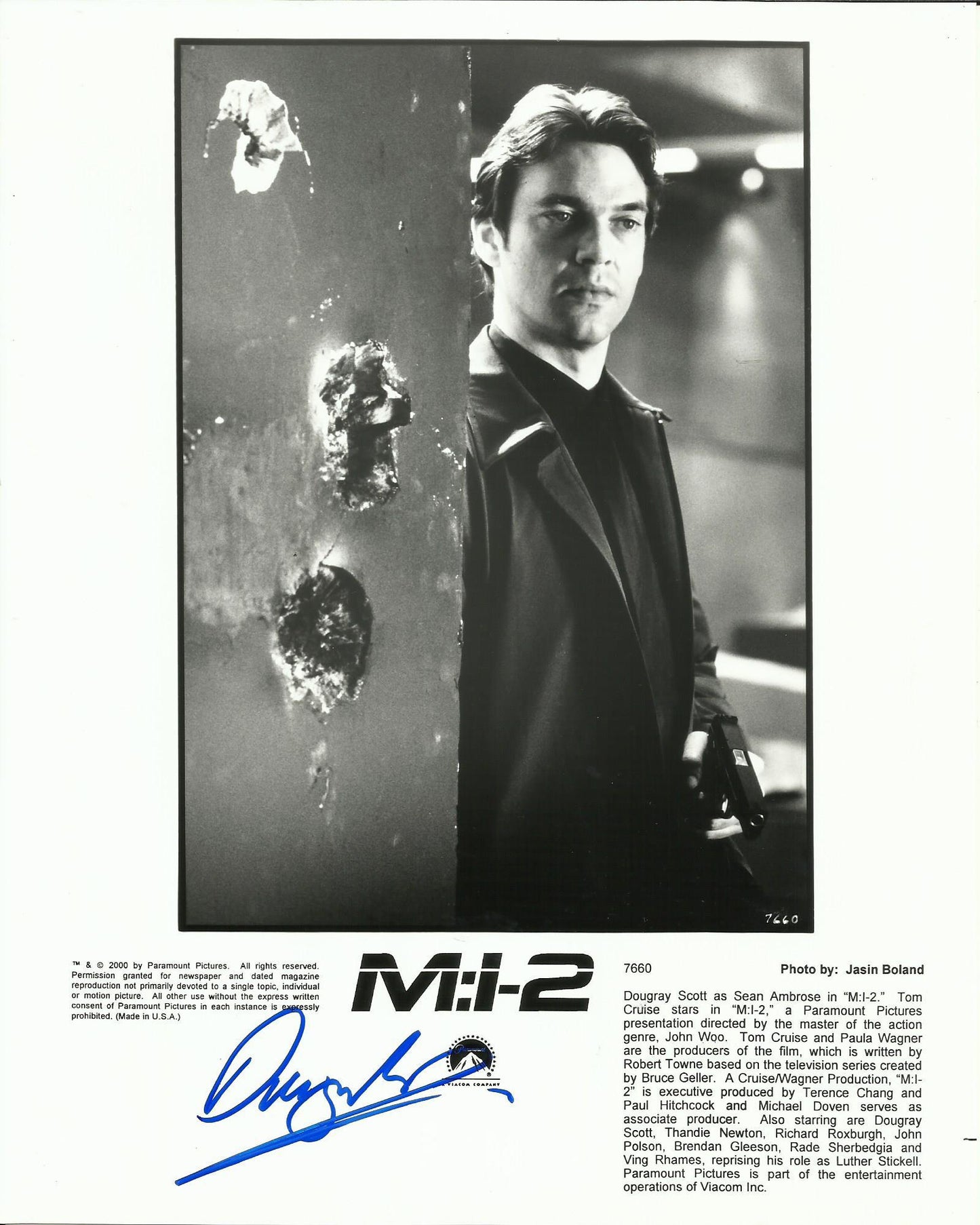 DOUGRAY SCOTT SIGNED MI2 8X10 PHOTO (1)
