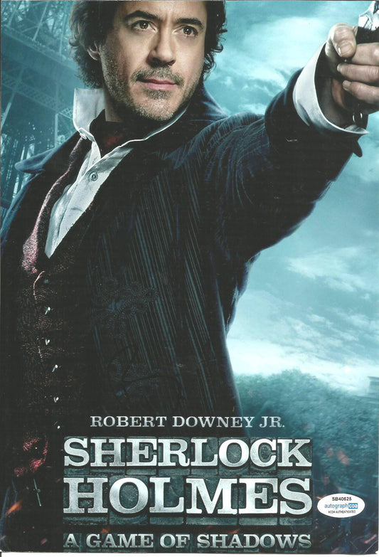 ROBERT DOWNEY JNR SIGNED SHERLOCK HOLMES 8X12 PHOTO (1) ALSO ACOA