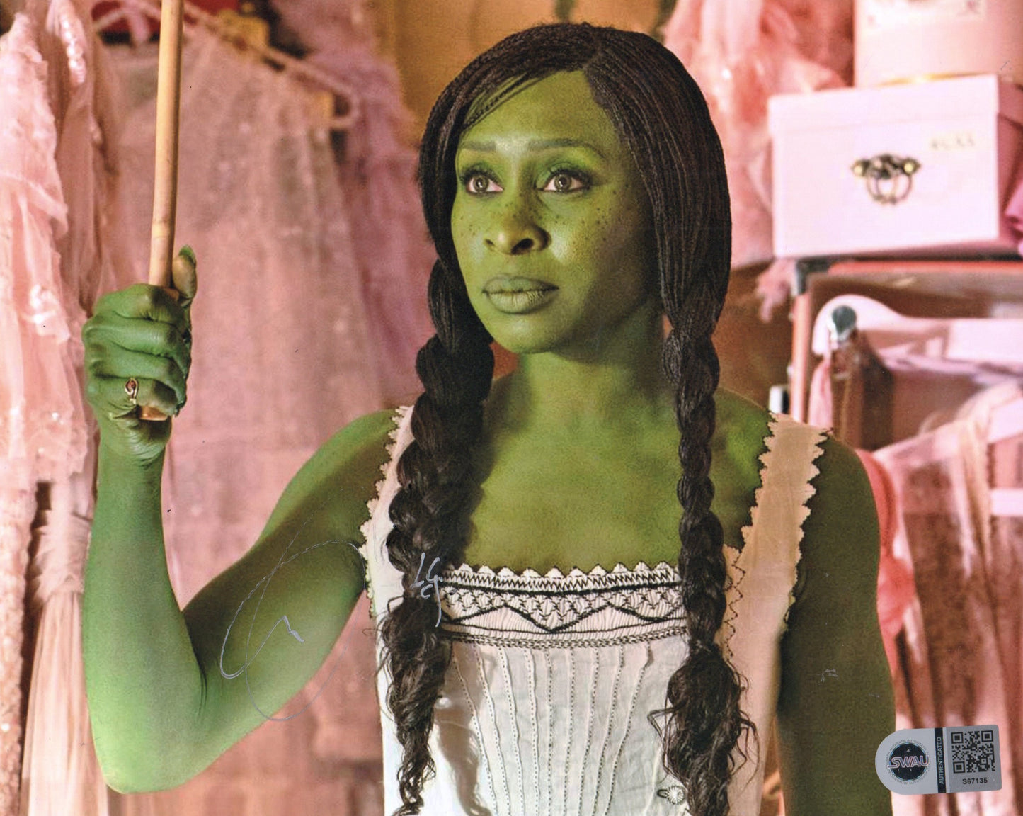 CYNTHIA ERIVO SIGNED WICKED ELPHABA 10X8 PHOTO (7) ALSO SWAU