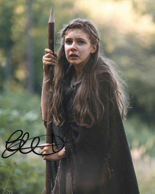 ELEANOR WORTHINGTON-COX SIGNED BRITANNIA 8X10 PHOTO (2)