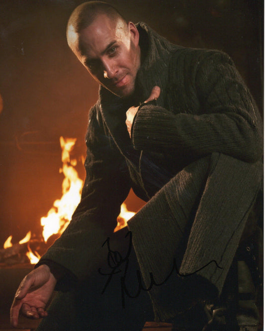 JOSEPH FIENNES SIGNED CAMELOT 8X10 PHOTO