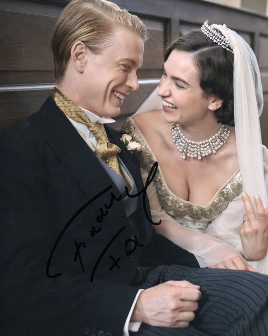 FREDDIE FOX SIGNED THE PURSUIT OF LOVE 8X10 PHOTO