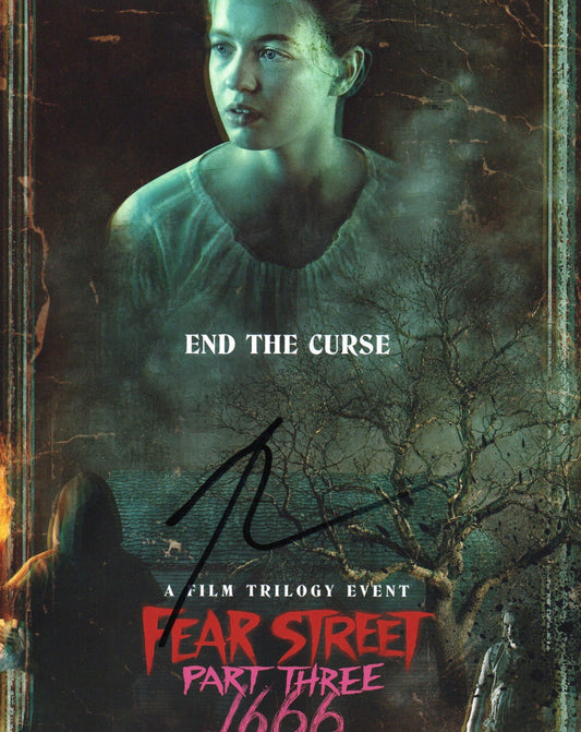 FRED HECHINGER SIGNED FEAR STREET 10X8 PHOTO (5)