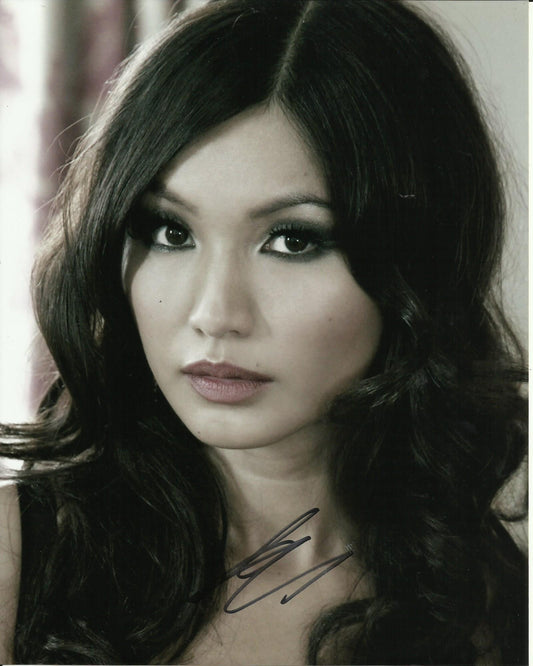 GEMMA CHAN SIGNED SEXY 10X8 PHOTO (5)