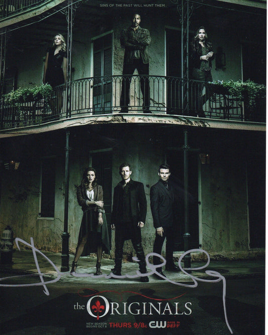 DANIEL GILLIES SIGNED THE ORIGINALS 8X10 PHOTO (9)