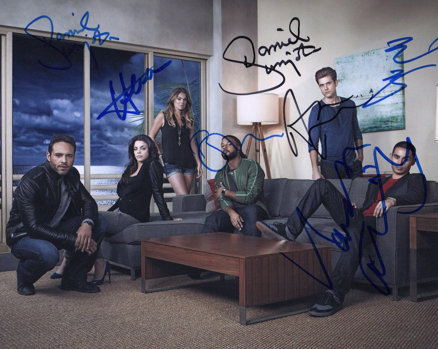 GRACELAND SIGNED CAST 8X10 PHOTO