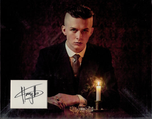 HARRY KIRTON SIGNED 14X11 PEAKY BLINDERS PHOTO MOUNT (1)