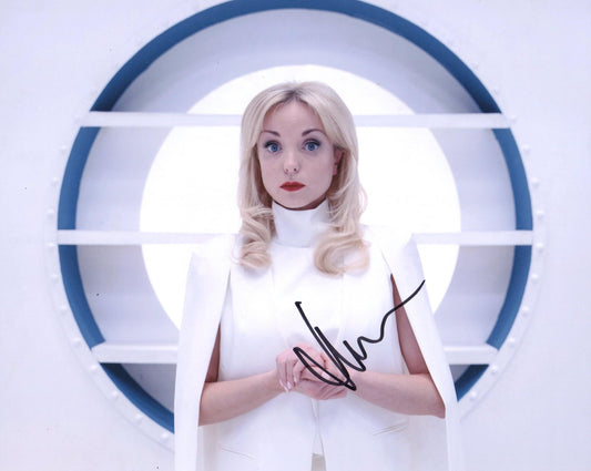 HELEN GEORGE SIGNED SEXY 10X8 PHOTO (2)