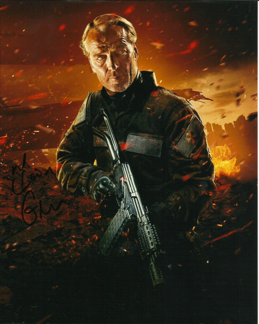 IAIN GLEN SIGNED RESIDENT EVIL 8X10 PHOTO (2)