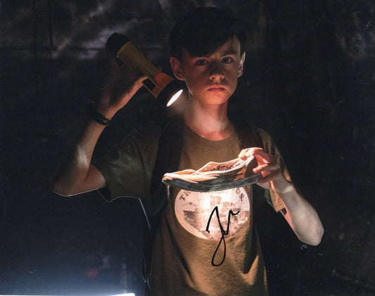 JAEDEN MARTELL SIGNED IT 8X10 PHOTO (2)