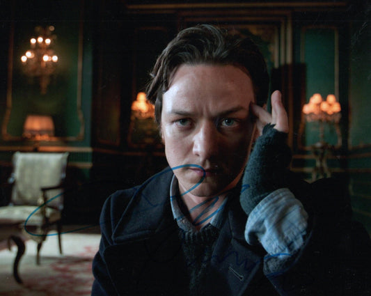 JAMES McAVOY SIGNED X-MEN 8X10 PHOTO (1)