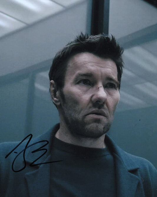 JOEL EDGERTON SIGNED DARK MATTER 8X10 PHOTO