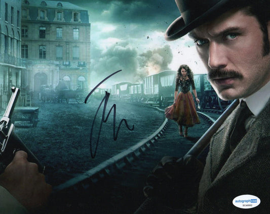 JUDE LAW SIGNED SHERLOCK HOLMES 8X10 PHOTO (4) ALSO ACOA
