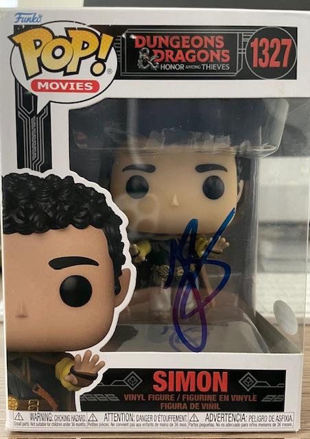 JUSTICE SMITH SIGNED SIMON DUNGEONS AND DRAGONS FUNKO POP ALSO ACOA (2)