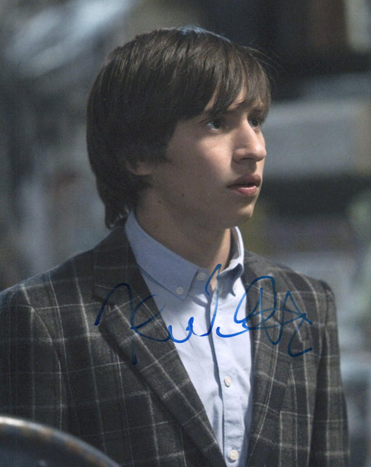 KEIR GILCHRIST SIGNED UNITED STATES OF TARA 10X8 PHOTO (1)