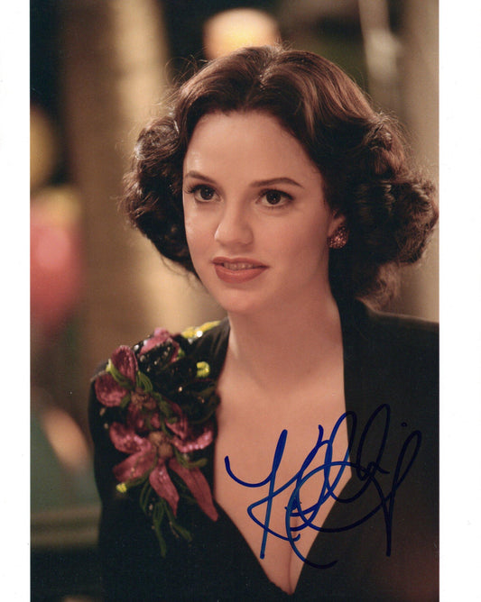 KELLI GARNER SIGNED SEXY 10X8 PHOTO (2)