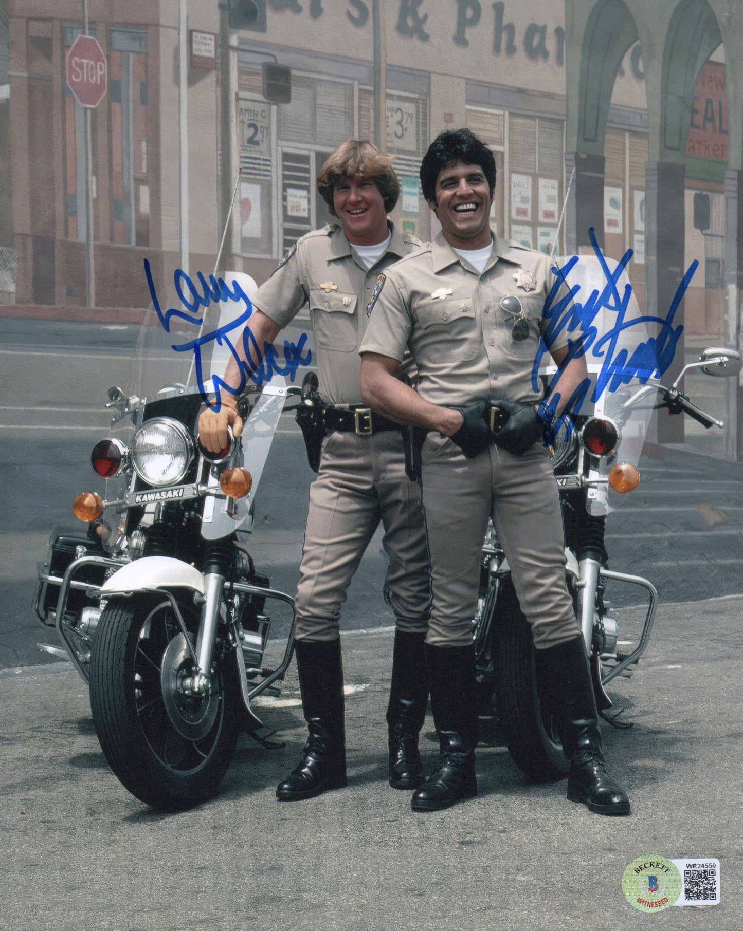 ERIK ESTRADA AND LARRY WILCOX SIGNED CHIPS 8X10 PHOTO (1) ALSO BECKETT