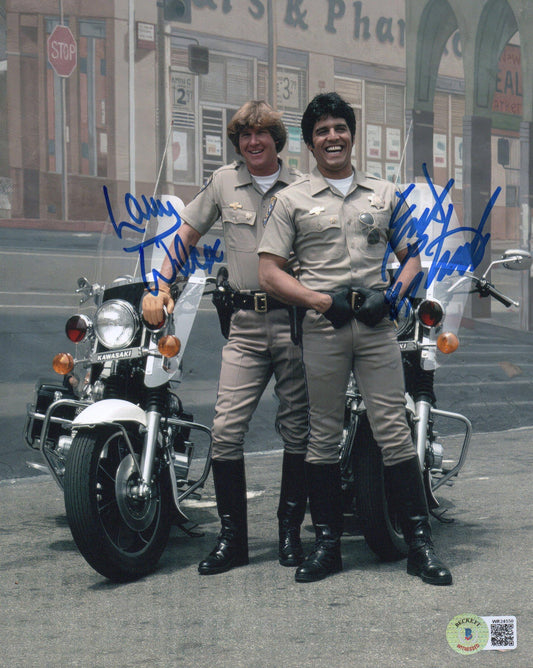 ERIK ESTRADA AND LARRY WILCOX SIGNED CHIPS 8X10 PHOTO (1) ALSO BECKETT