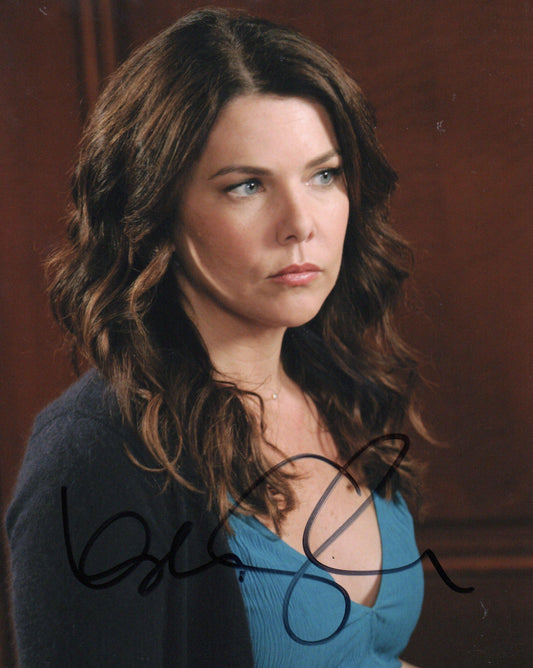 LAUREN GRAHAM SIGNED GILMORE GIRLS 10X8 PHOTO (3)