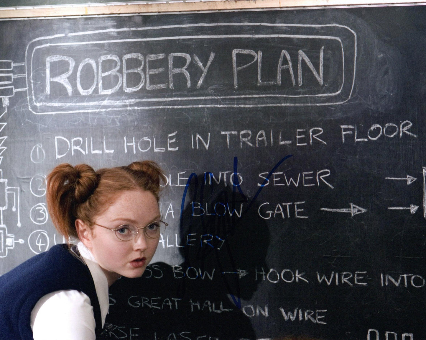 LILY COLE SIGNED ST TRINIANS 10X8 PHOTO