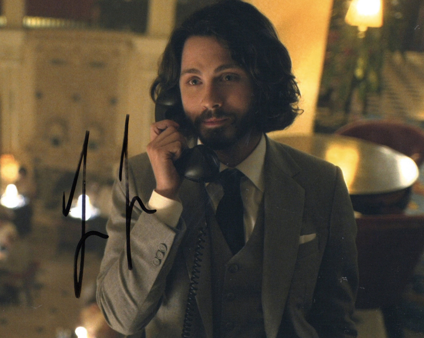 LOGAN LERMAN SIGNED HUNTERS 8X10 PHOTO (1)