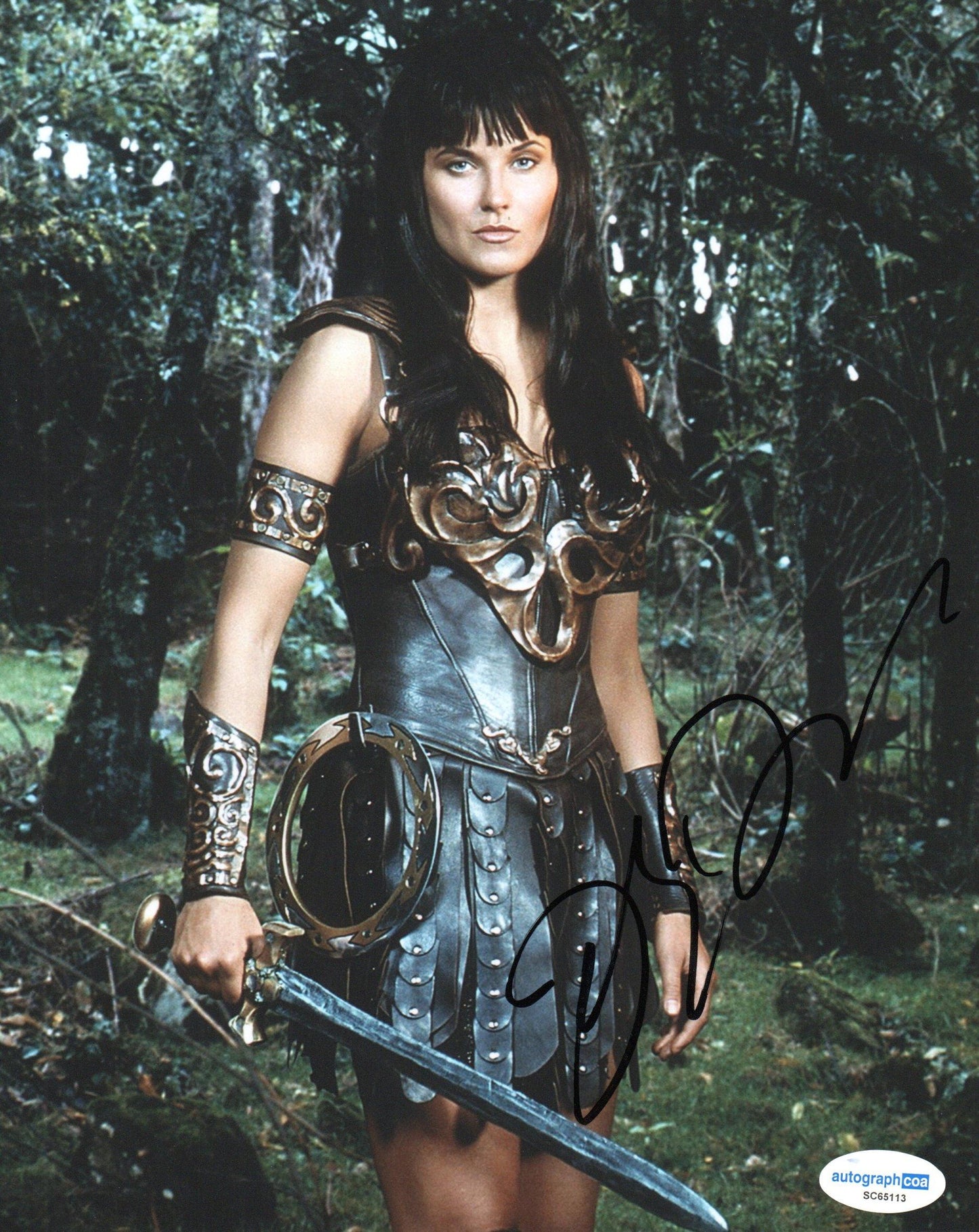 LUCY LAWLESS SIGNED XENA 10X8 PHOTO (5) ALSO ACOA