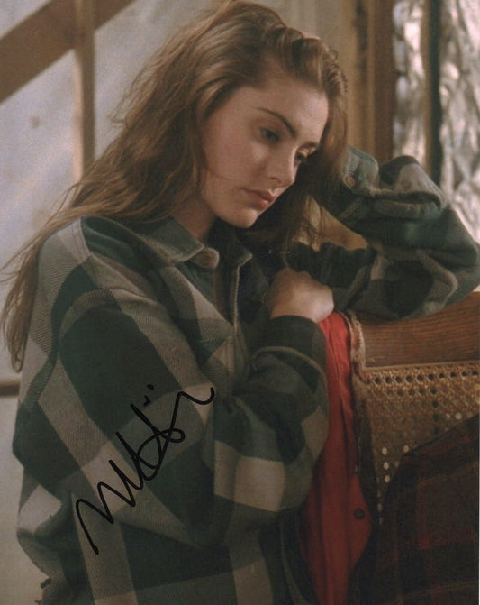 MADCHEN AMICK SIGNED SEXY TWIN PEAKS 10X8 PHOTO (1)
