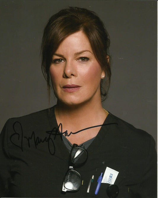 MARCIA GAY HARDEN SIGNED CODE BLACK 10X8 PHOTO (3)