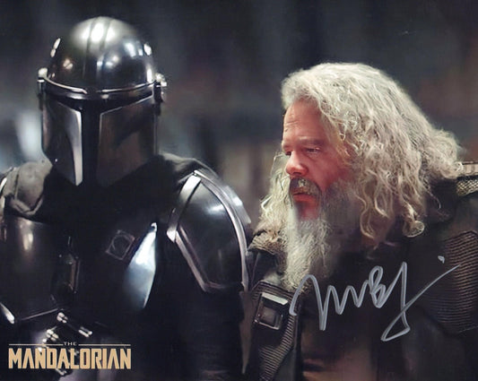 MARK BOONE JUNIOR SIGNED THE MANDALORIAN 8X10 PHOTO (2)
