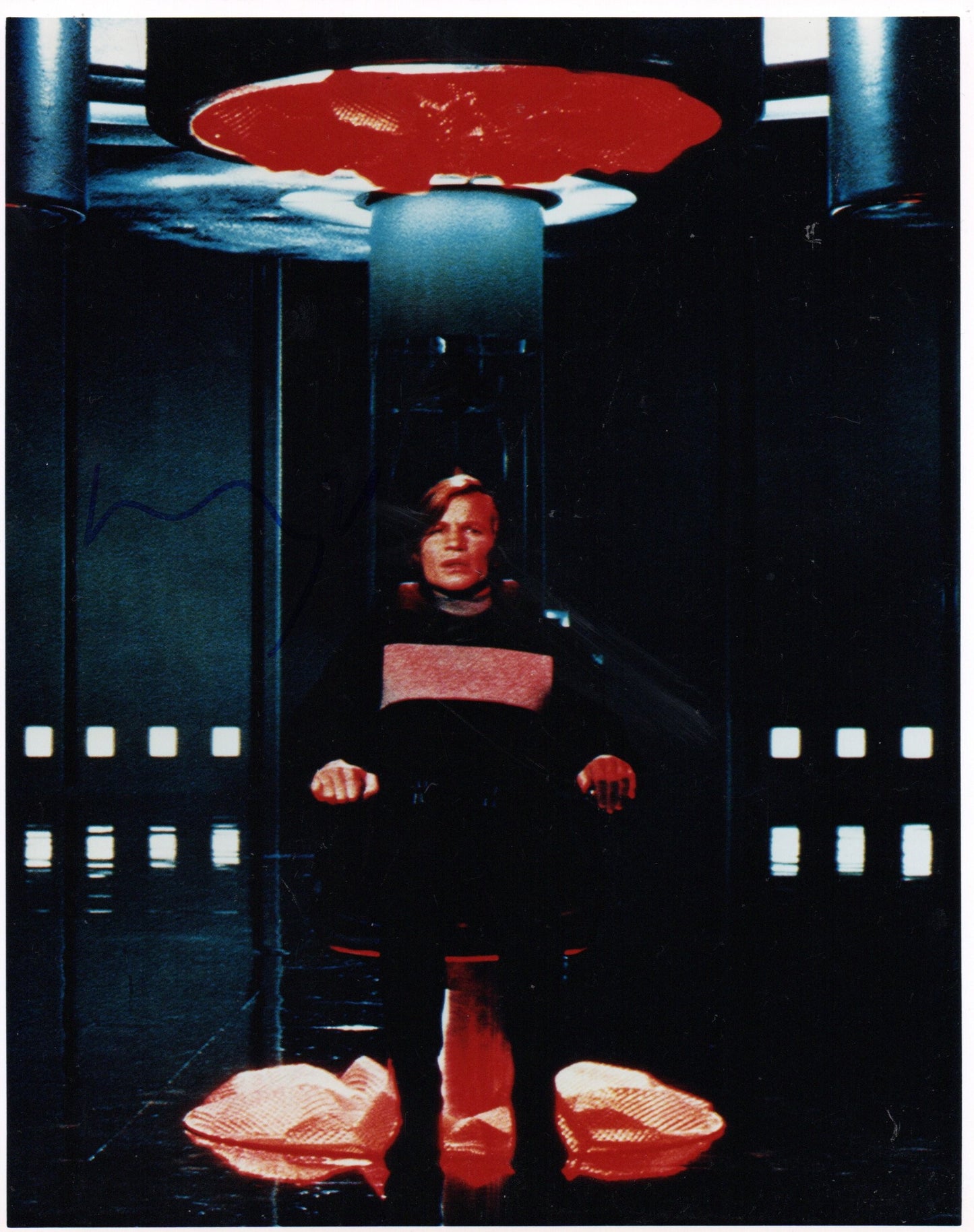 MICHAEL YORK SIGNED LOGAN'S RUN 8X10 PHOTO