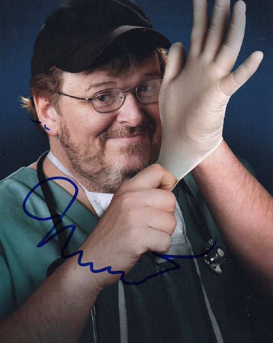 MICHAEL MOORE SIGNED COOL 10X8 PHOTO