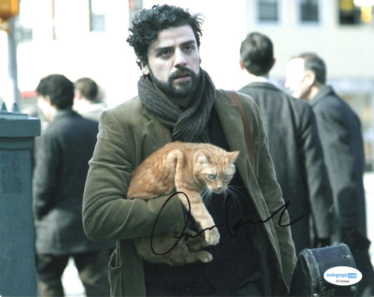 OSCAR ISAAC SIGNED INSIDE LLEWYN DAVIS 8X10 PHOTO ALSO ACOA CERTIFIED