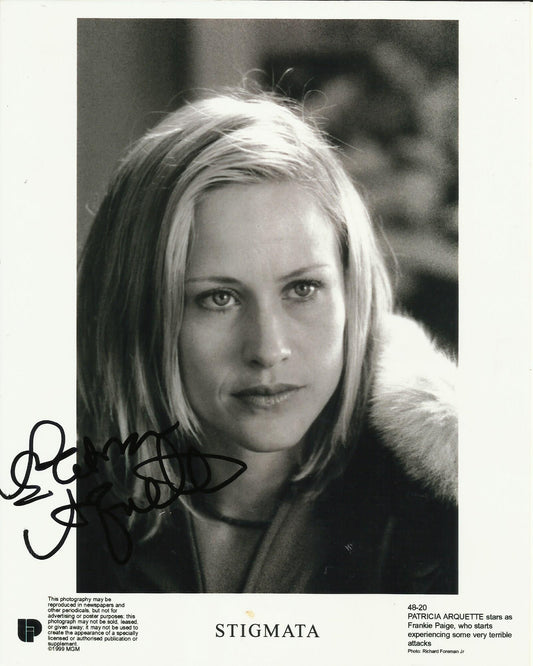 PATRICIA ARQUETTE SIGNED STIGMATA 10X8 PHOTO
