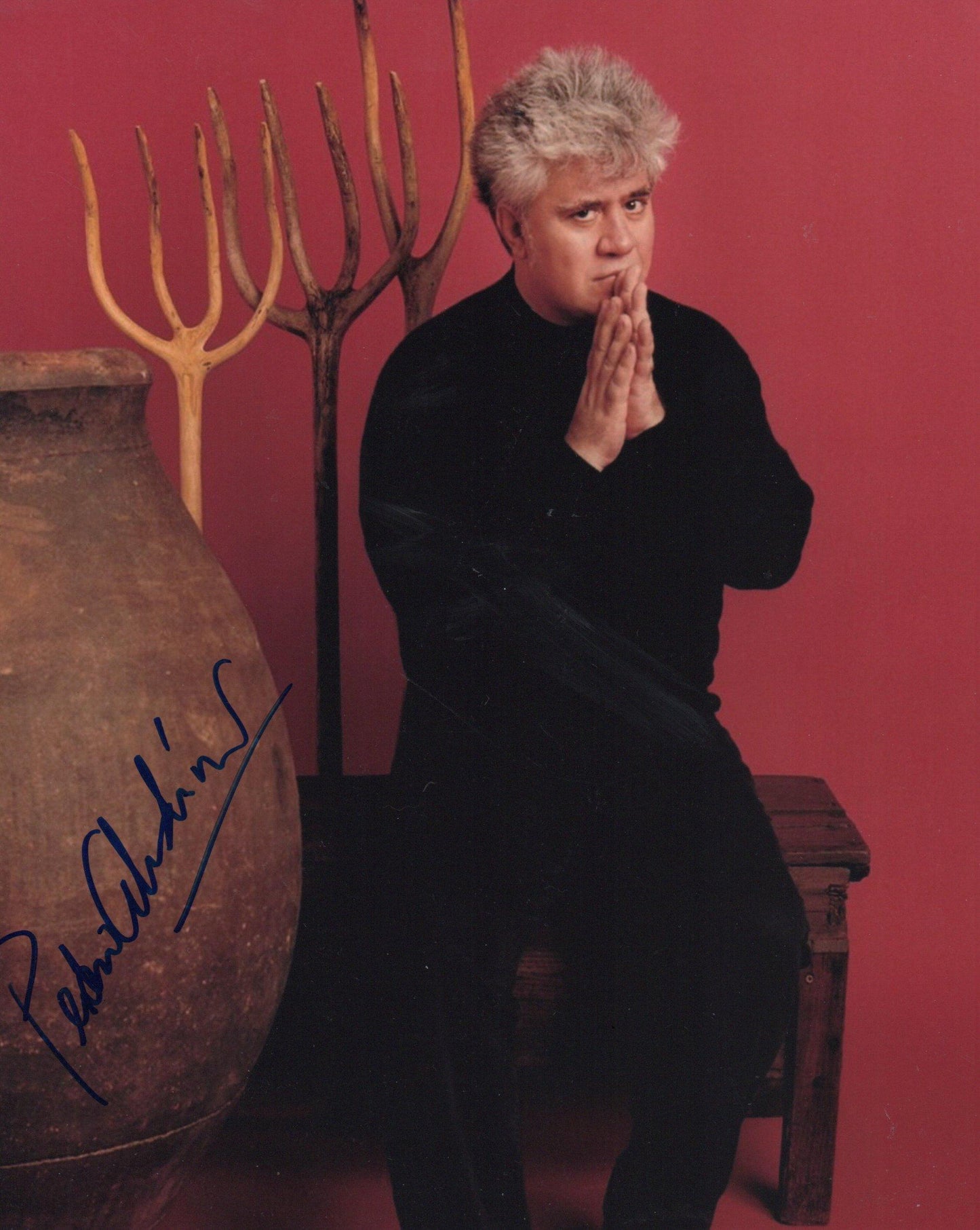 PEDRO ALMODOVAR SIGNED 8X10 PHOTO
