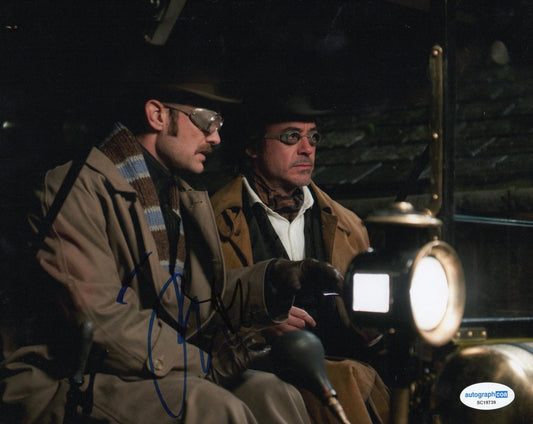 ROBERT DOWNEY JNR AND JUDE LAW SIGNED SHERLOCK HOLMES 8X10 PHOTO (3) ALSO ACOA