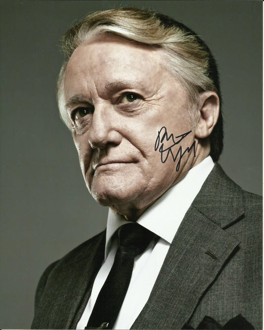 ROBERT VAUGHN SIGNED 8X10 PHOTO (2)