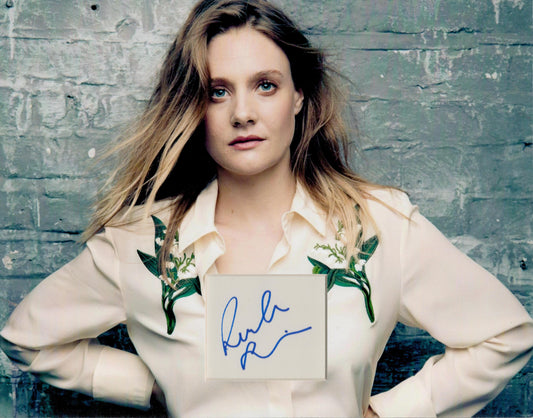 ROMOLA GARAI SIGNED 14X11 SEXY PHOTO MOUNT (1)