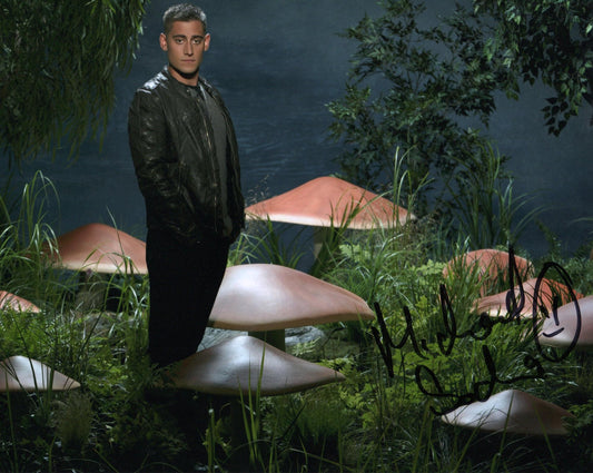 MICHAEL SOCHA SIGNED ONCE UPON A TIME 8X10 PHOTO (1)