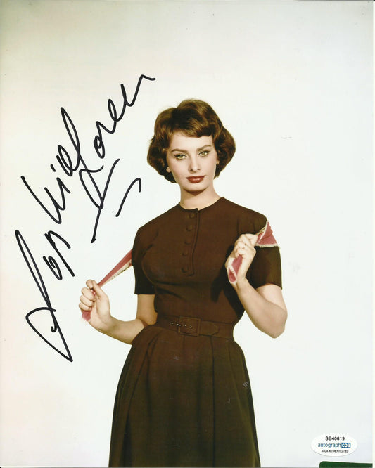 SOPHIA LOREN SIGNED SEXY 10X8 PHOTO (11) ALSO ACOA CERTIFIED