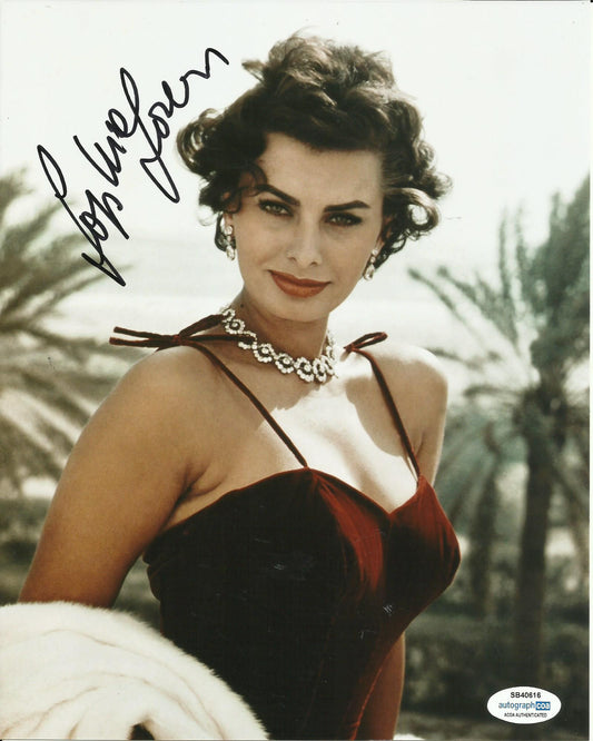 SOPHIA LOREN SIGNED SEXY 10X8 PHOTO (14) ALSO ACOA CERTIFIED
