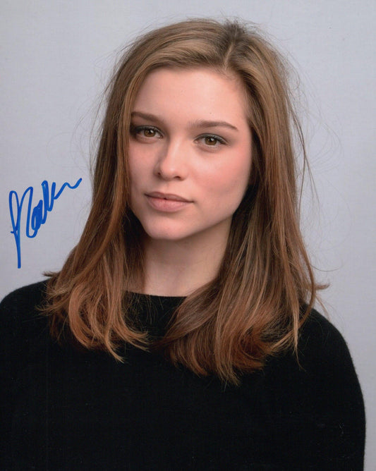 SOPHIE COOKSON SIGNED SEXY 8X10 PHOTO (1)
