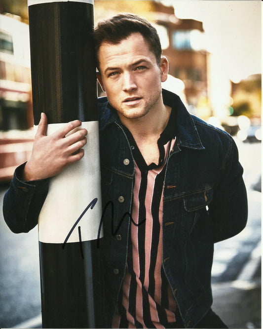 TARON EGERTON SIGNED COOL 8X10 PHOTO (2)