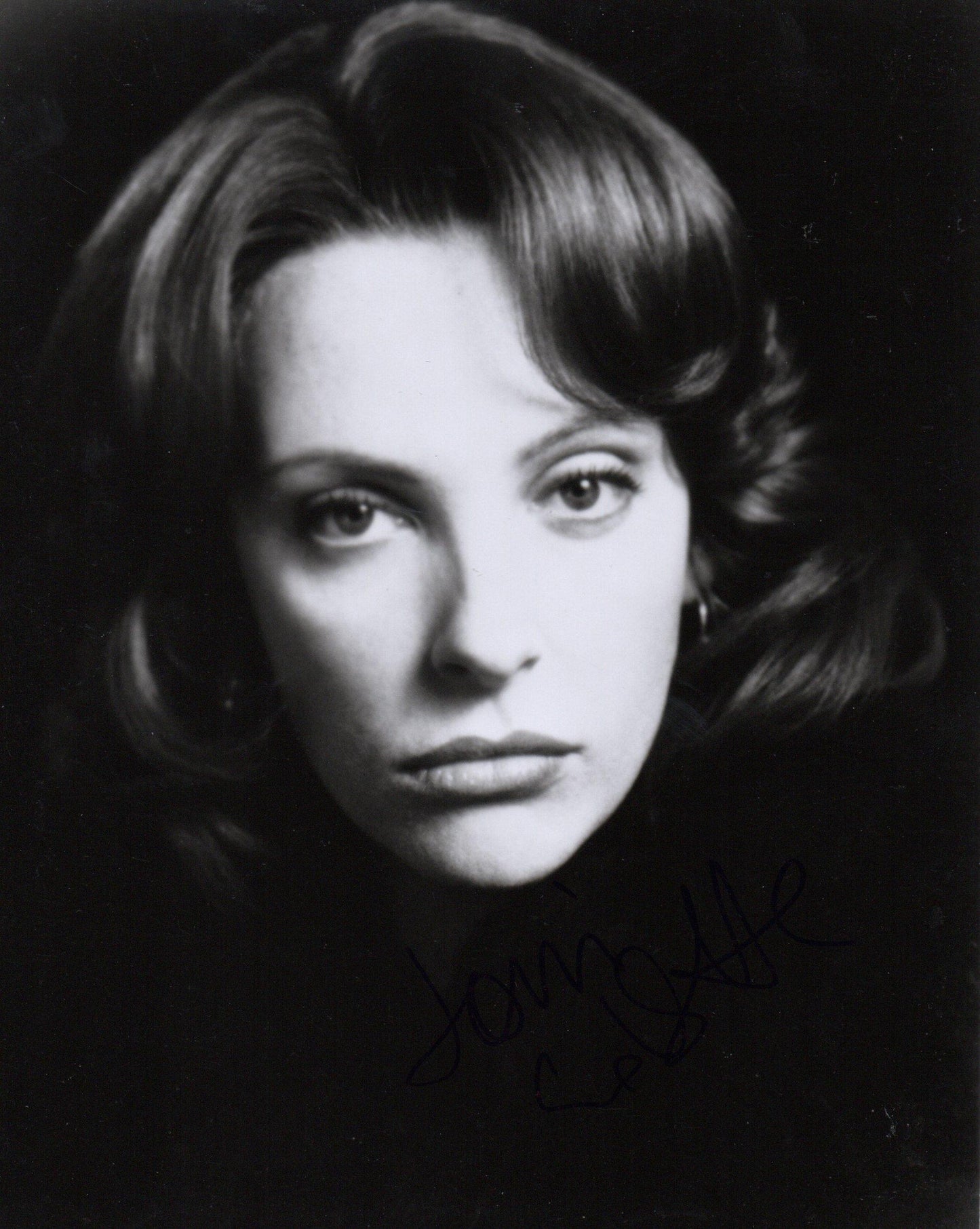 TONI COLLETTE SIGNED SEXY 10X8 PHOTO