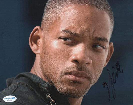 WILL SMITH SIGNED I AM LEGEND 8X10 PHOTO  ALSO ACOA CERTIFIED