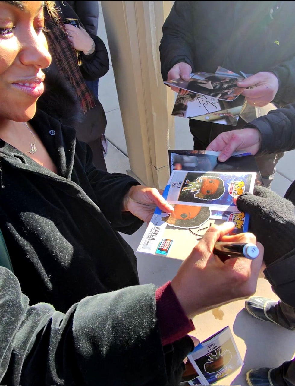 DEWANDA WISE SIGNED KAYLA JURASSIC WORLD FUNKO POP (1) ALSO SWAU