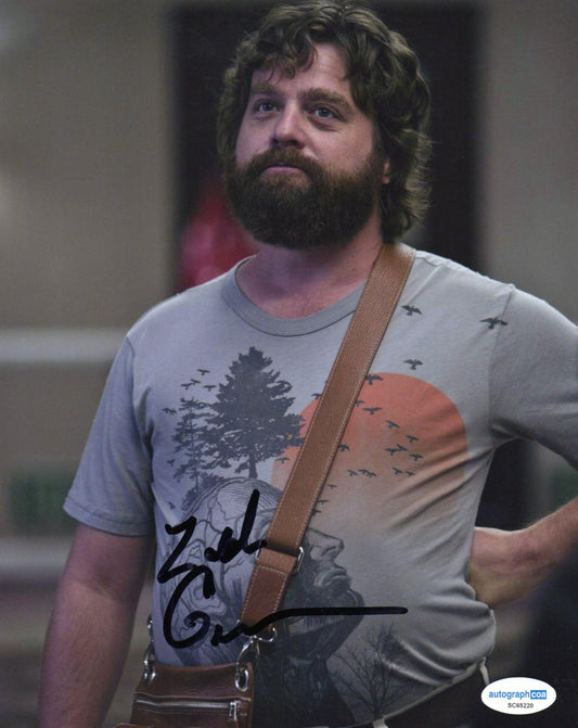 ZACH GALIFIANAKIS SIGNED THE HANGOVER 8X10 PHOTO ALSO ACOA (1)