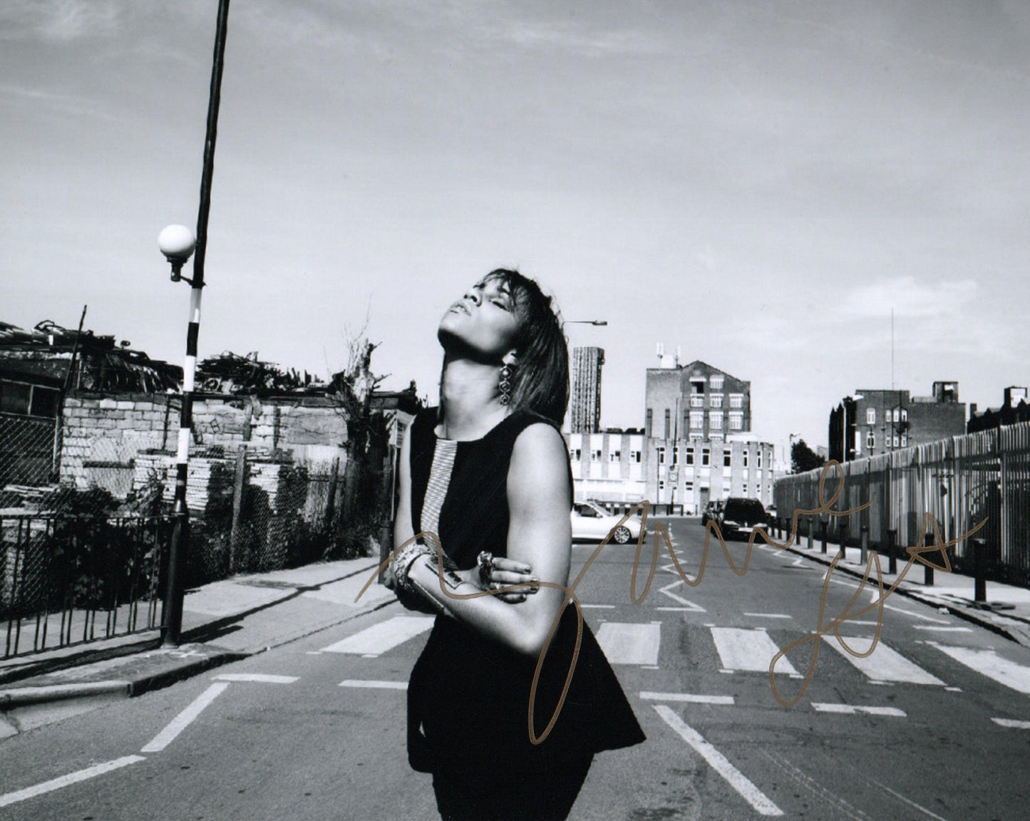ZAWE ASHTON SIGNED SEXY 8X10 PHOTO (4)
