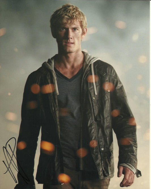 ALEX PETTYFER SIGNED I AM NUMBER FOUR 8X10 PHOTO (2)