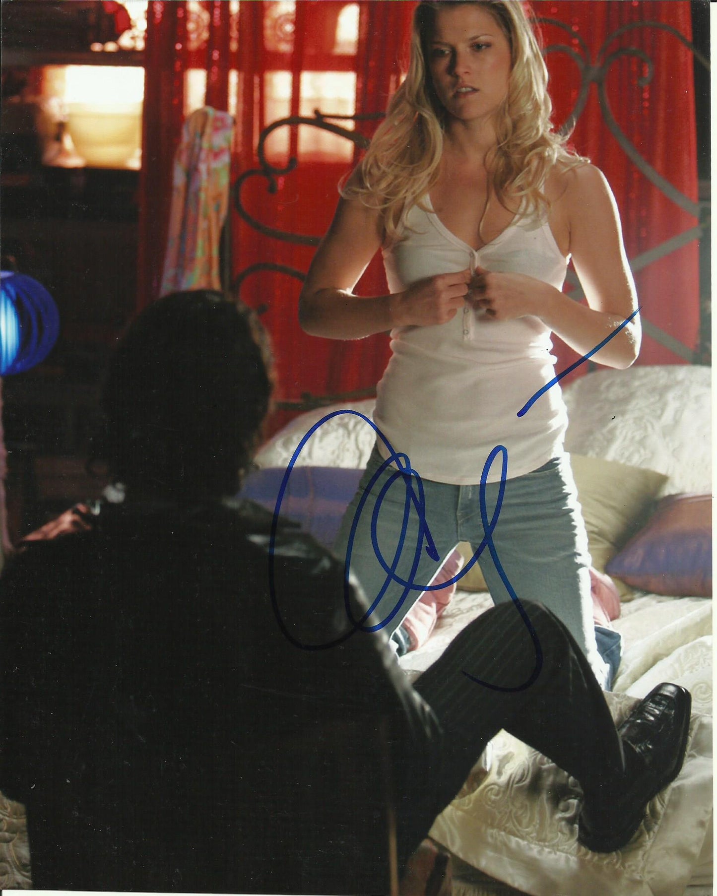 ALI LARTER SIGNED SEXY HEROES 10X8 PHOTO (3)